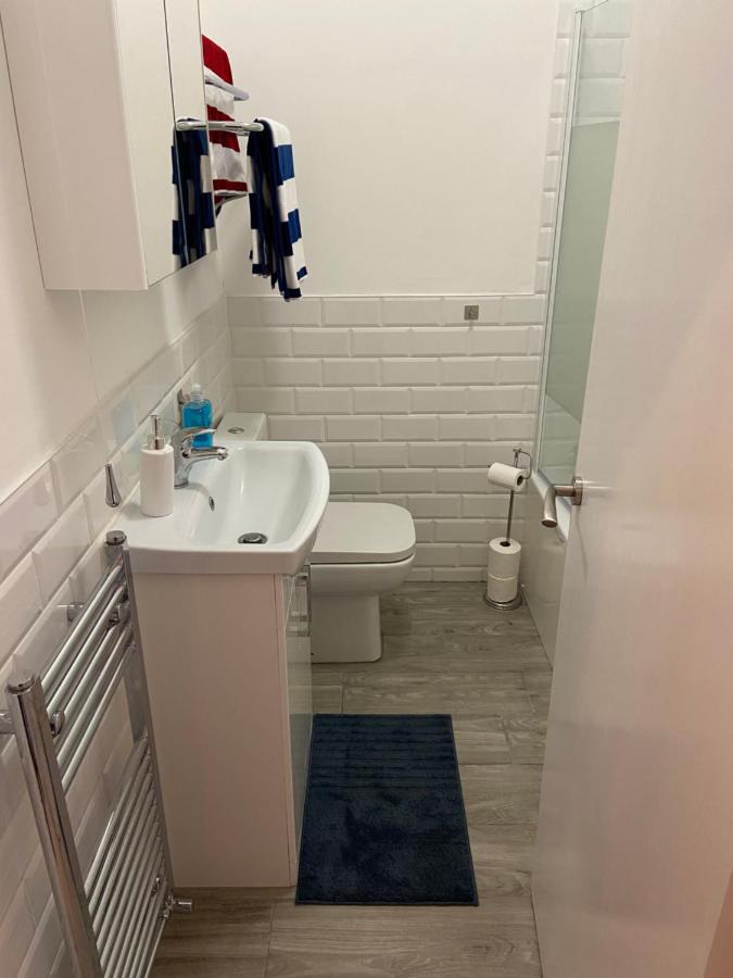Centrally Located, Comfortable Apartment Near Station, Beach And North Laines 브라이턴 외부 사진