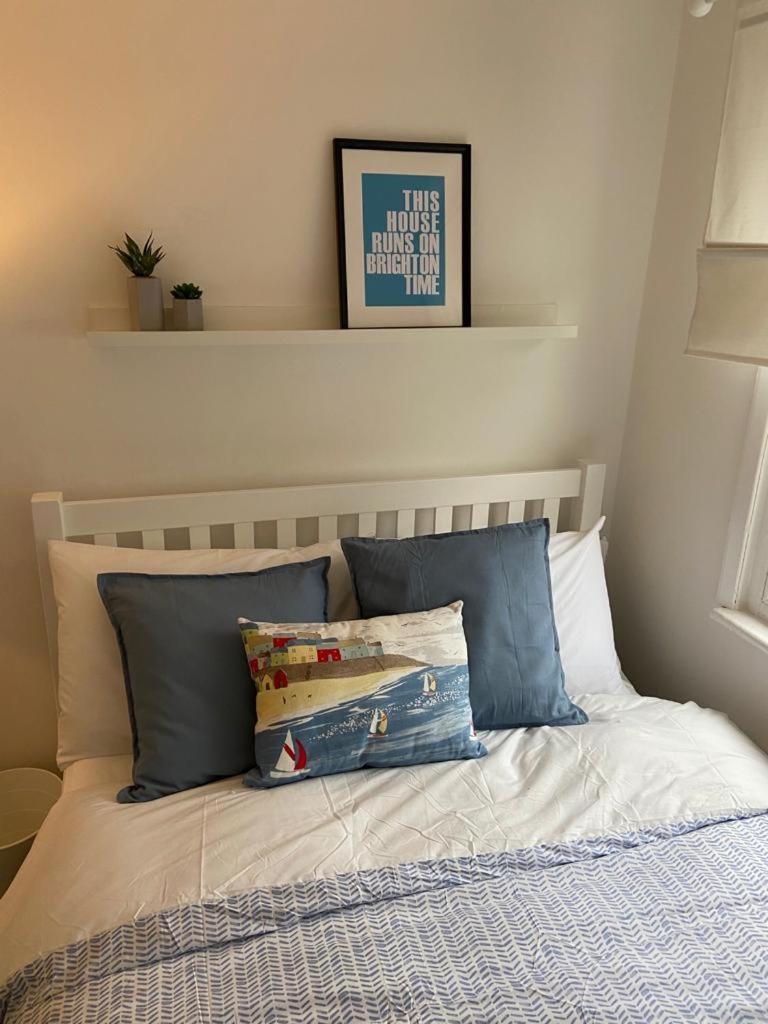 Centrally Located, Comfortable Apartment Near Station, Beach And North Laines 브라이턴 객실 사진